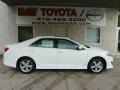 Super White - Camry SE Photo No. 1