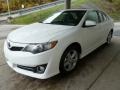 Super White - Camry SE Photo No. 5