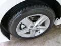 Super White - Camry SE Photo No. 7