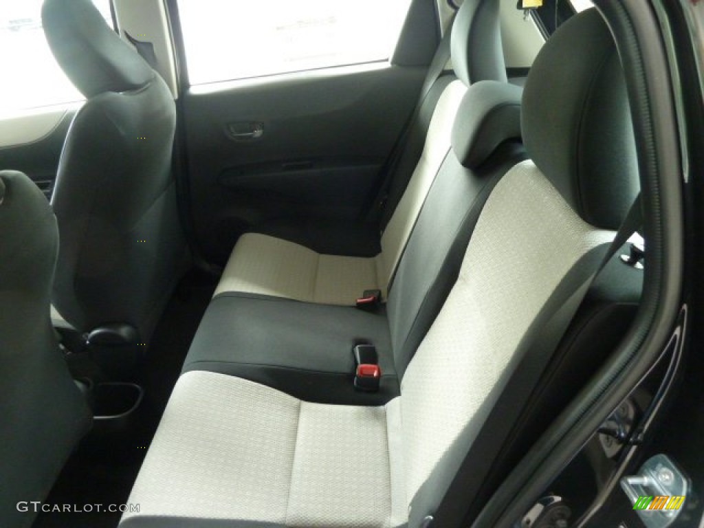 Ash Gray Interior 2012 Toyota Yaris LE 5 Door Photo #55847893