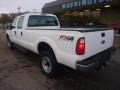 Oxford White - F350 Super Duty XL Crew Cab 4x4 Photo No. 2