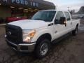 Oxford White - F350 Super Duty XL Crew Cab 4x4 Photo No. 8