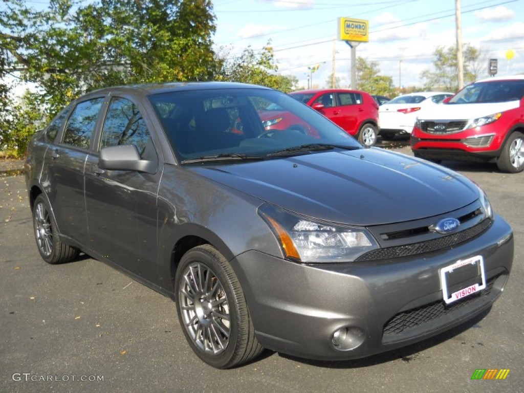 2010 Focus SES Sedan - Sterling Grey Metallic / Charcoal Black photo #14