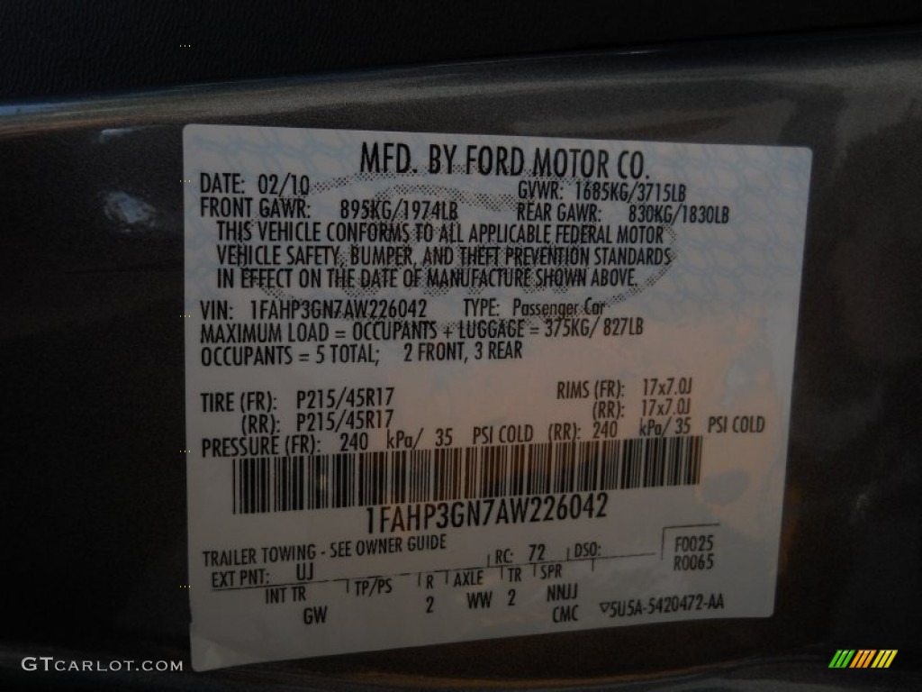 2010 Focus SES Sedan - Sterling Grey Metallic / Charcoal Black photo #22