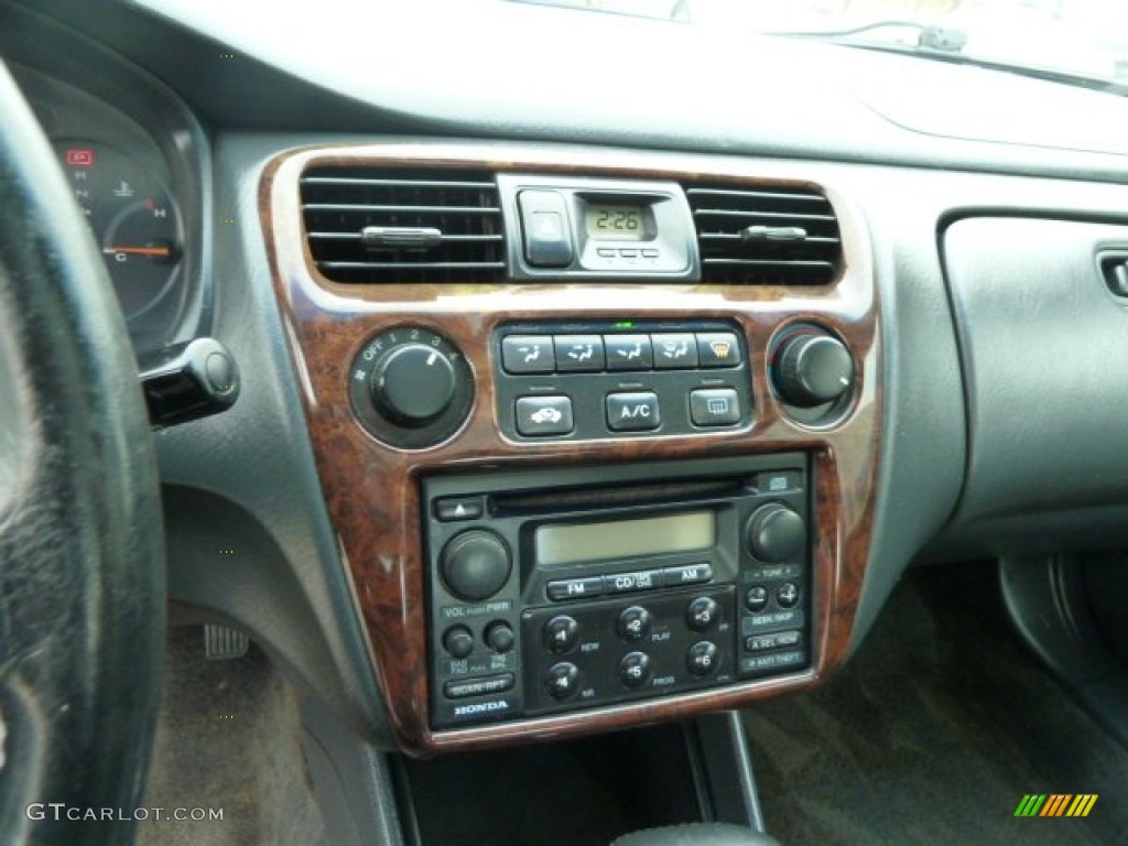 1999 Honda Accord EX Coupe Controls Photo #55853044