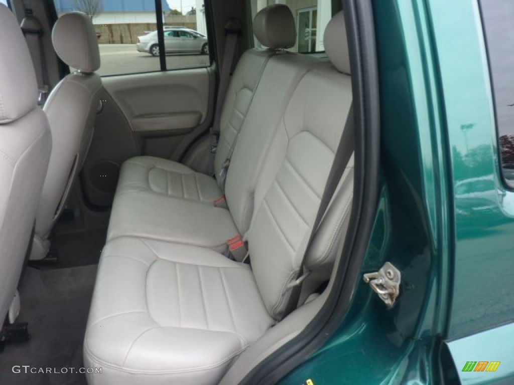 Light Taupe/Taupe Interior 2004 Jeep Liberty Limited 4x4 Photo #55854796
