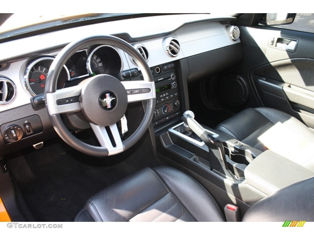 Dark Charcoal Interior 2009 Ford Mustang GT Premium Coupe Photo #55855702