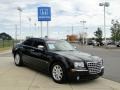Brilliant Black - 300 C HEMI Photo No. 2