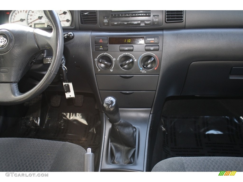 2006 Corolla S - Indigo Ink Pearl / Dark Charcoal photo #16