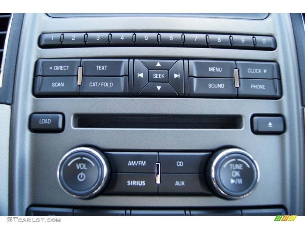 2012 Ford Taurus SEL Controls Photo #55860037