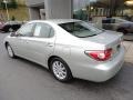 Millennium Silver Metallic - ES 300 Photo No. 3