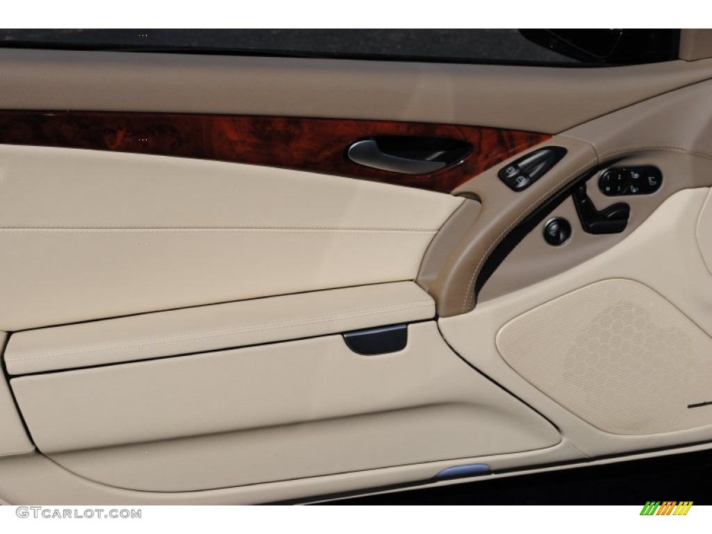 2009 Mercedes-Benz SL 550 Roadster Stone Door Panel Photo #55862631