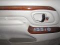 Silver Sand - Escalade 4WD Photo No. 12