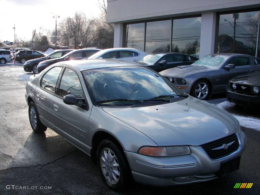 2000 Cirrus LXi - Bright Silver Metallic / Silver Fern photo #3