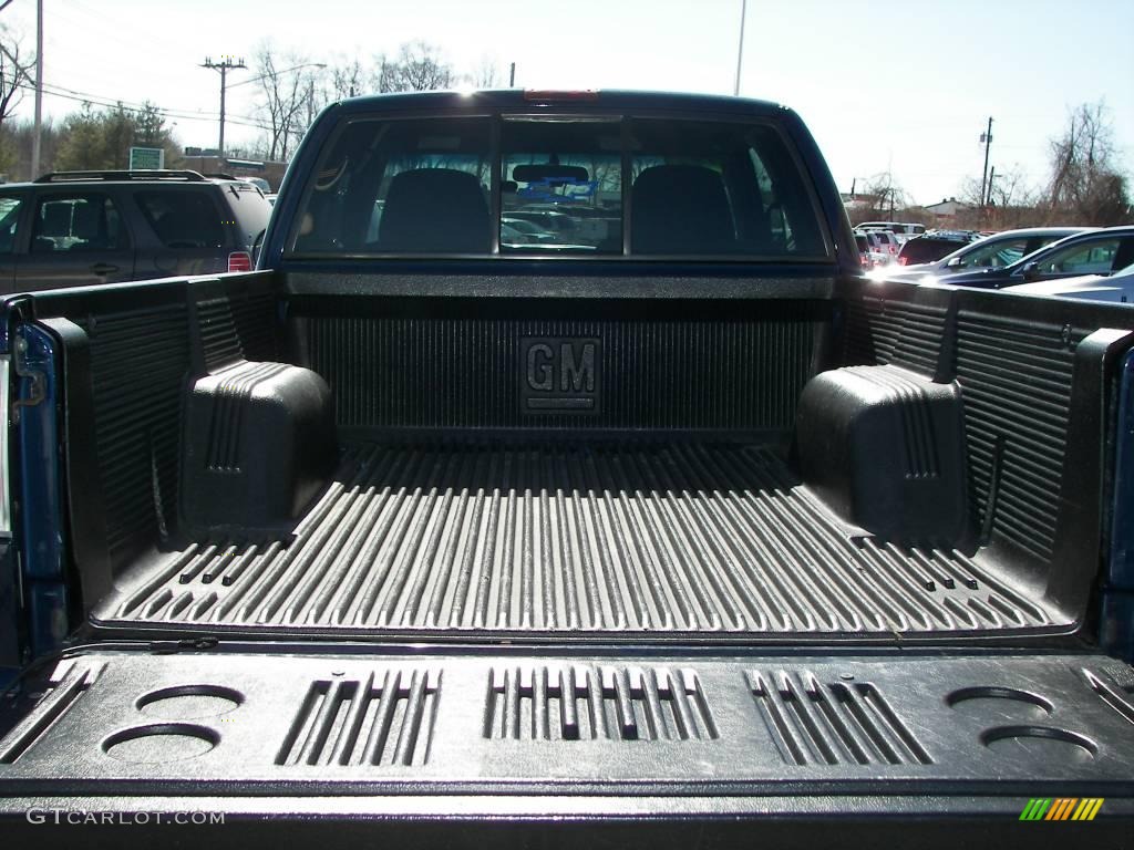 2001 S10 Extended Cab 4x4 - Indigo Blue Metallic / Graphite photo #5