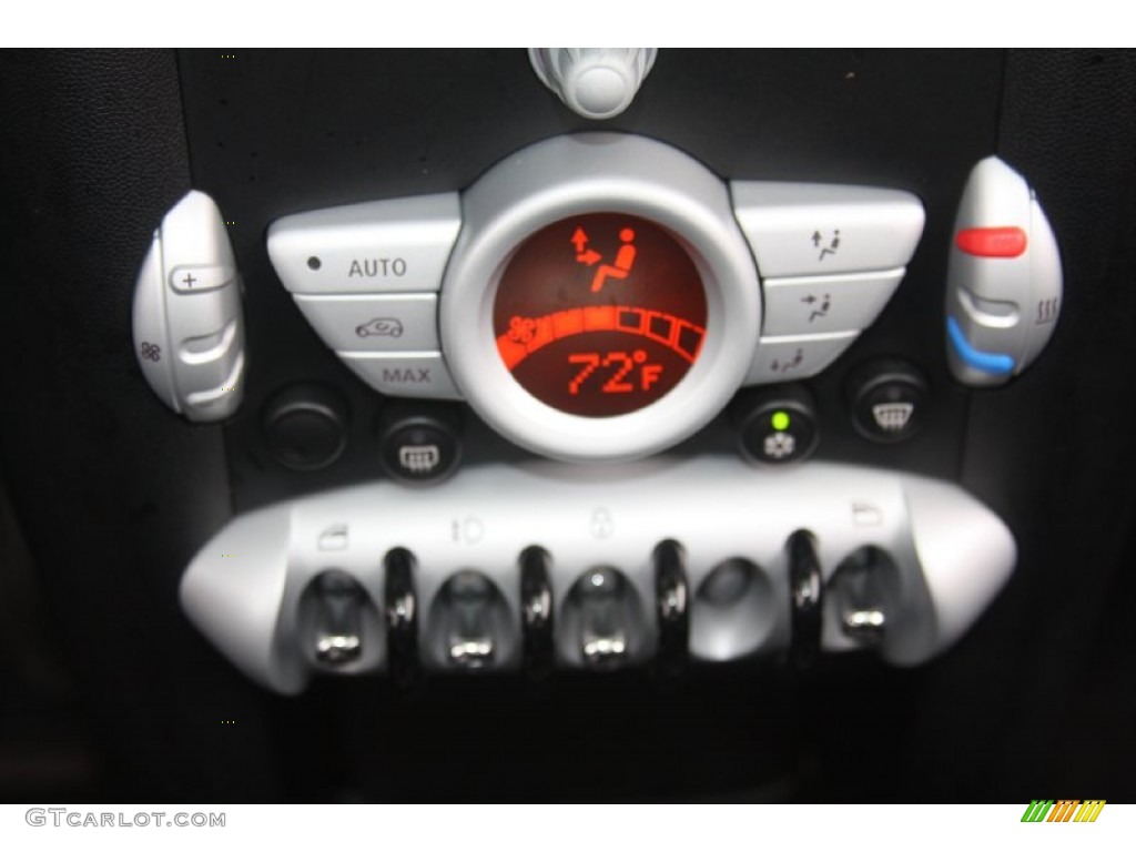 2010 Mini Cooper S Hardtop Controls Photo #55865209