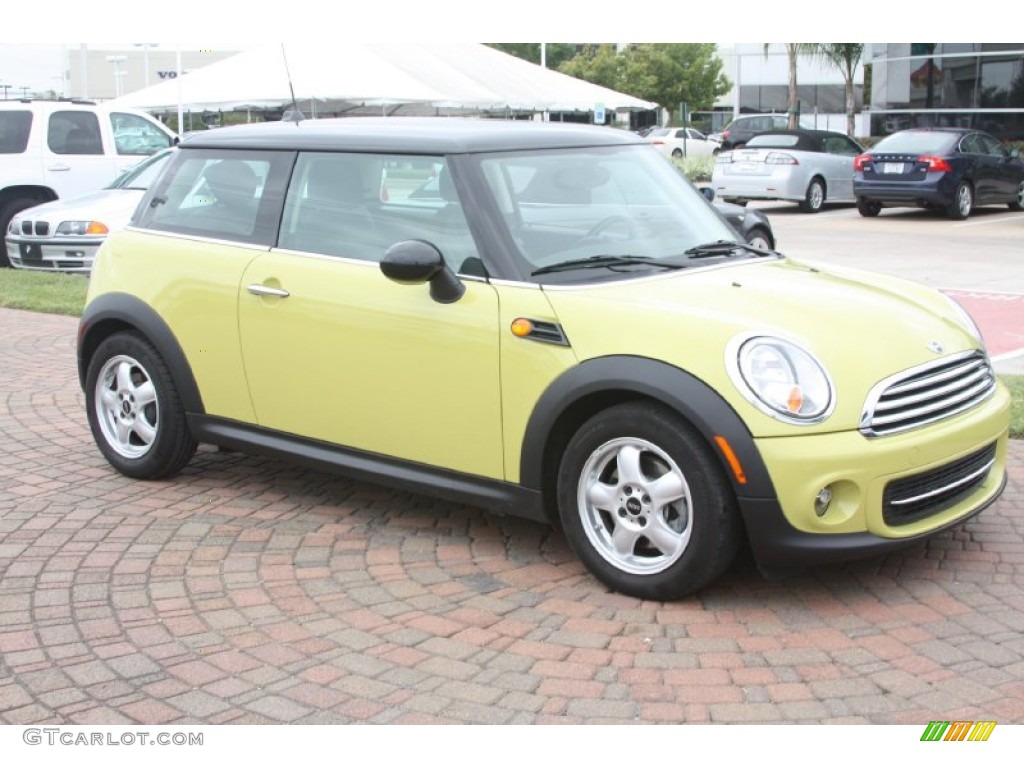 2011 Cooper Hardtop - Interchange Yellow / Carbon Black photo #4