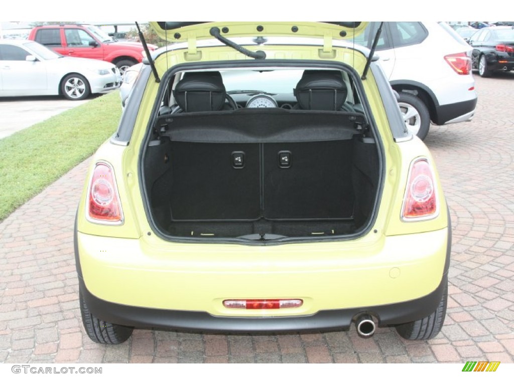 2011 Cooper Hardtop - Interchange Yellow / Carbon Black photo #27