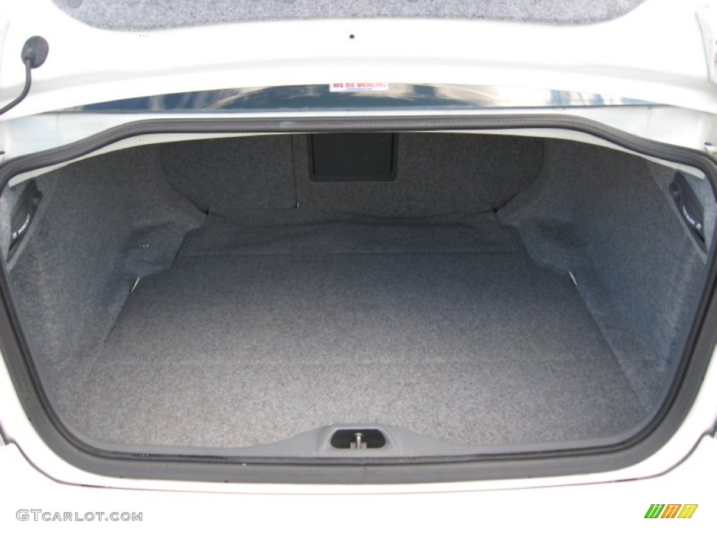2005 Volvo S60 2.5T AWD Trunk Photo #55867111