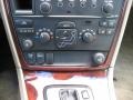 Controls of 2005 S60 2.5T AWD