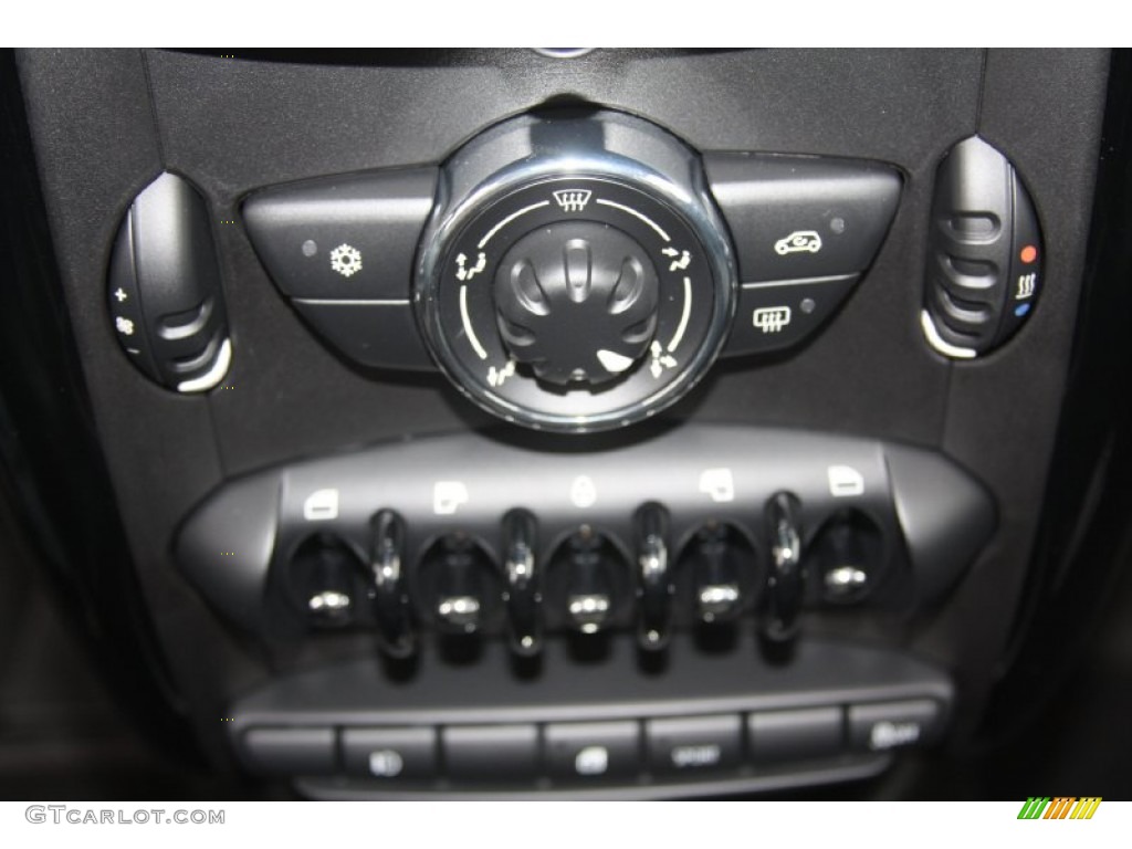 2012 Mini Cooper S Countryman Controls Photo #55867753
