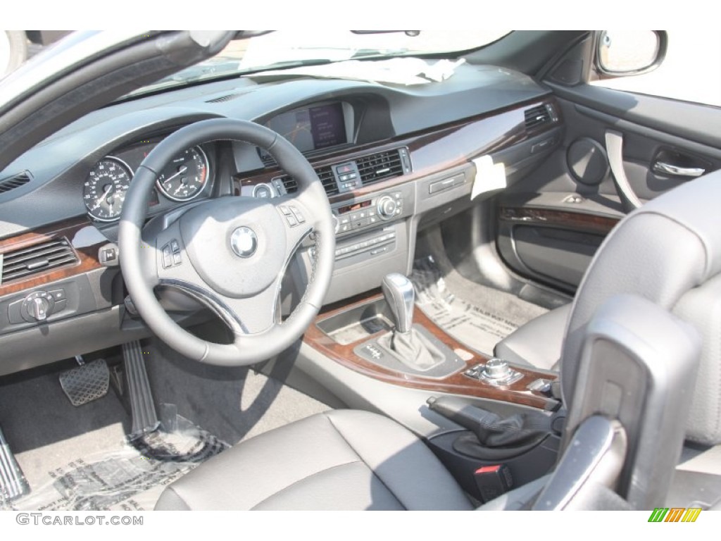 2011 3 Series 328i Convertible - Jet Black / Black photo #10