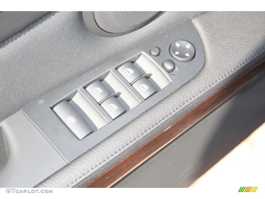 2011 3 Series 328i Convertible - Jet Black / Black photo #13