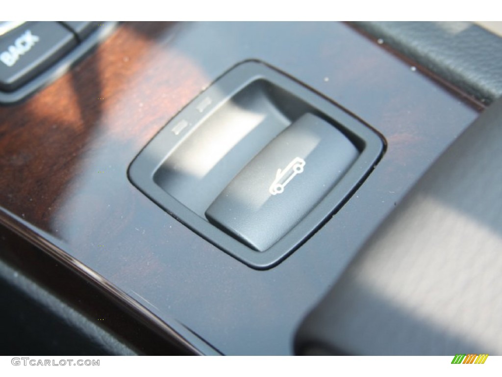 2011 3 Series 328i Convertible - Jet Black / Black photo #20