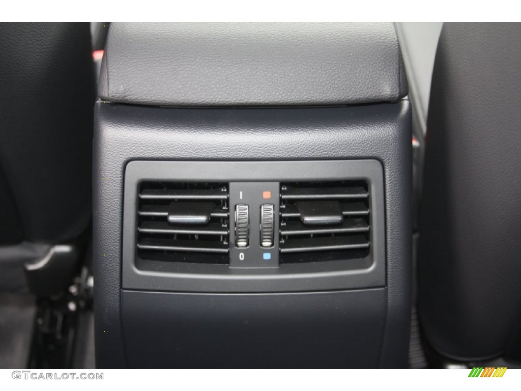 2011 3 Series 328i Sedan - Jet Black / Black Dakota Leather photo #25