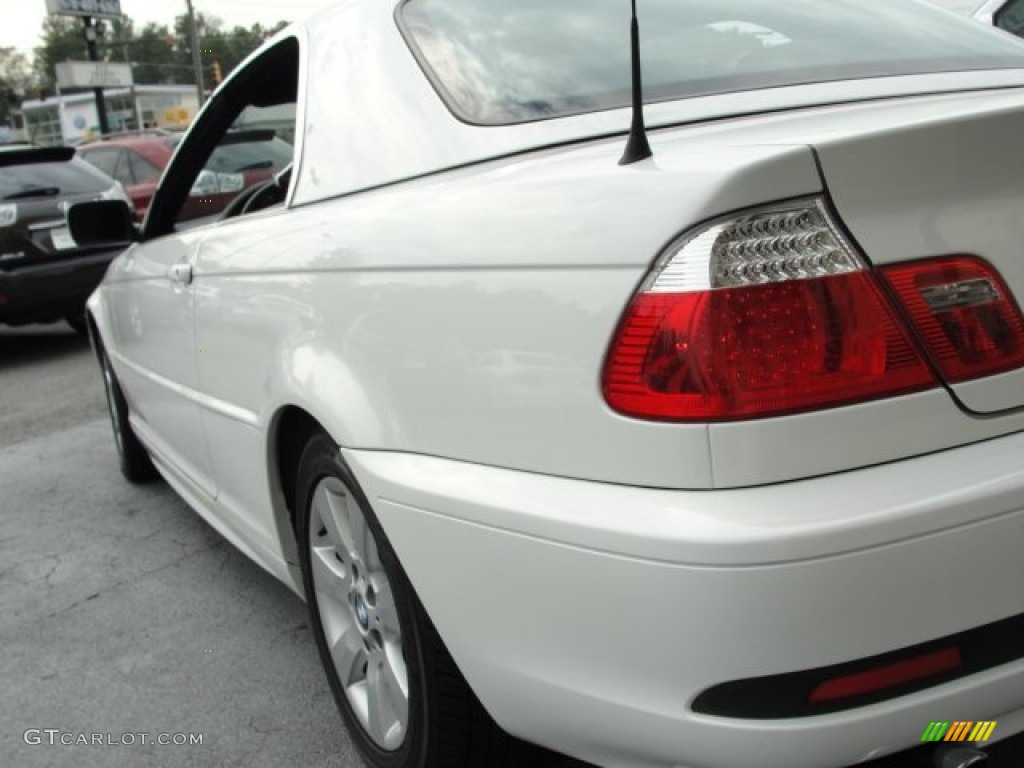 2005 3 Series 325i Convertible - Alpine White / Black photo #10