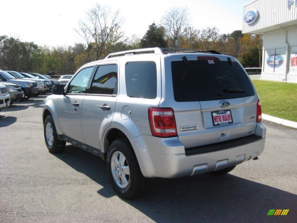 2012 Escape XLT V6 4WD - Ingot Silver Metallic / Charcoal Black photo #8