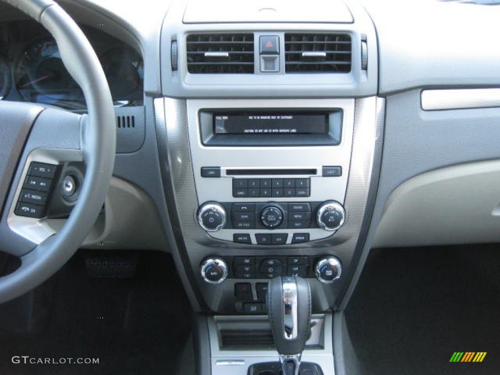 2012 Ford Fusion SEL V6 AWD Controls Photo #55873683