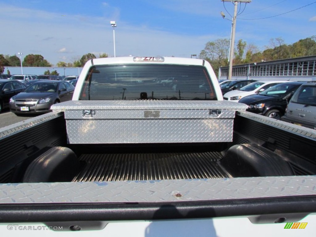 2004 Silverado 1500 Z71 Regular Cab 4x4 - Summit White / Dark Charcoal photo #7