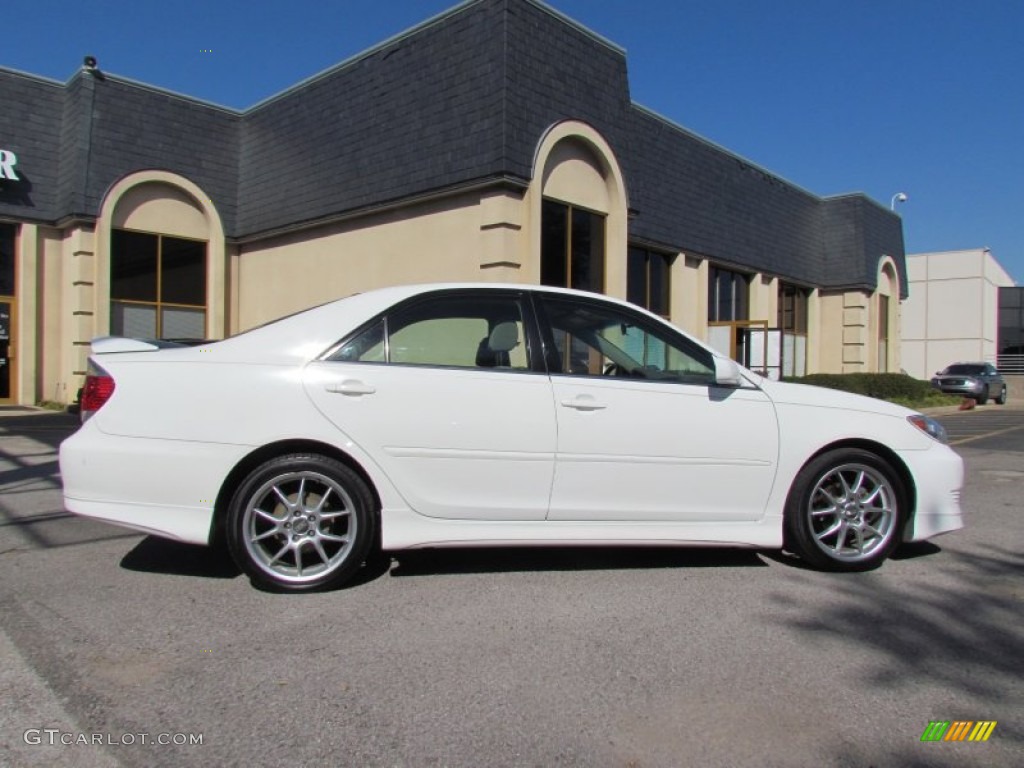2006 Camry SE - Super White / Taupe photo #4