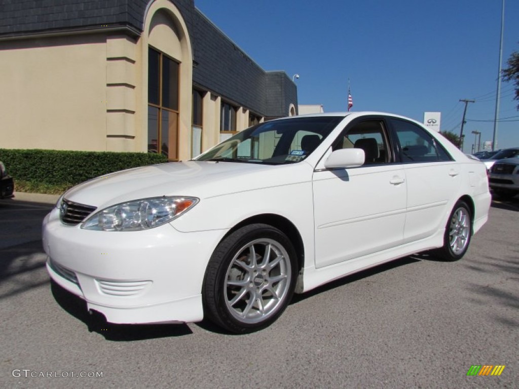 2006 Camry SE - Super White / Taupe photo #7