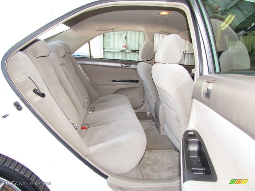 2006 Camry SE - Super White / Taupe photo #10