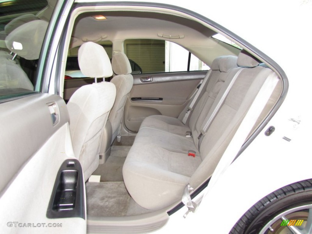 2006 Camry SE - Super White / Taupe photo #11