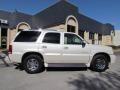 White Diamond - Escalade AWD Photo No. 4