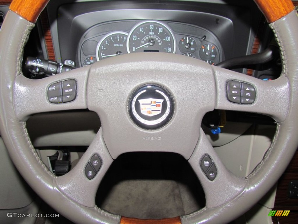 2004 Cadillac Escalade Standard Escalade Model Controls Photo #55878211