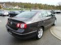 United Gray - Passat Komfort Sedan Photo No. 5