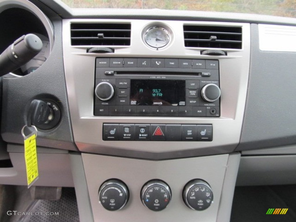 2008 Chrysler Sebring Touring Convertible Controls Photo #55880965