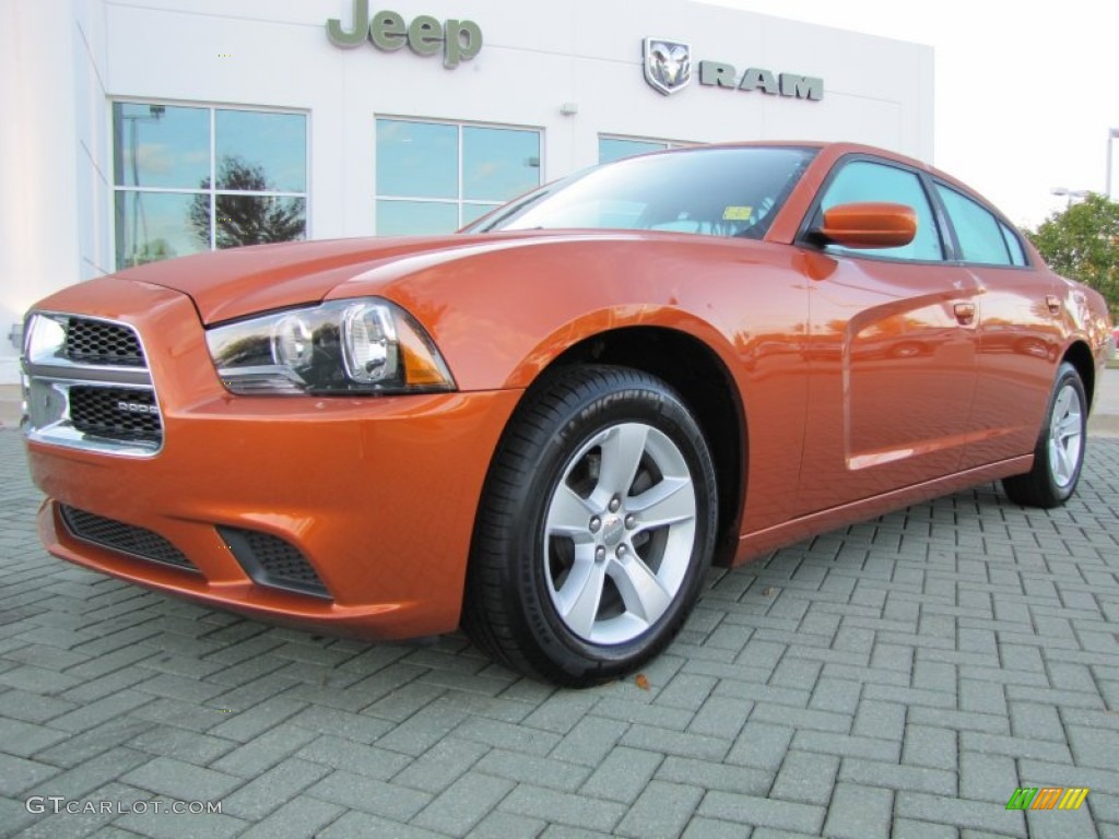 2011 Charger SE - Toxic Orange Pearl / Black photo #1