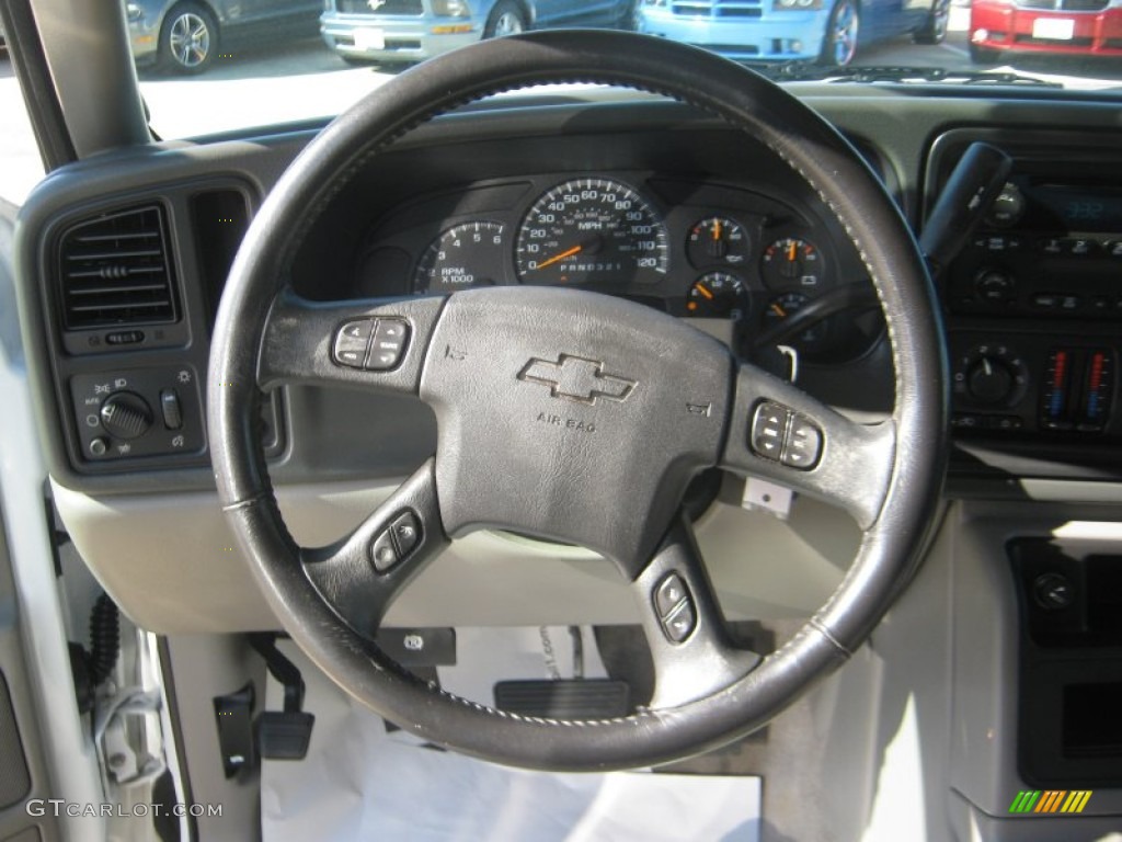 2006 Chevrolet Tahoe LT Gray/Dark Charcoal Steering Wheel Photo #55881910