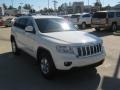 Stone White - Grand Cherokee Laredo Photo No. 7