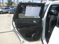 Stone White - Grand Cherokee Laredo Photo No. 18