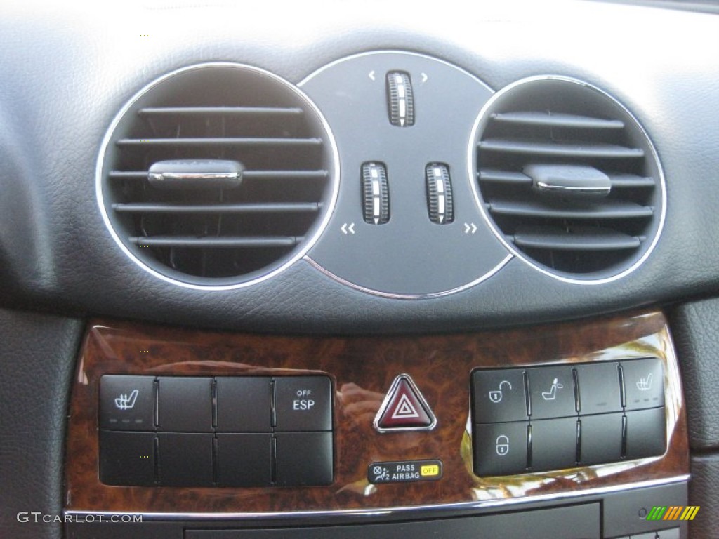 2009 CLK 350 Cabriolet - Black / Black photo #13