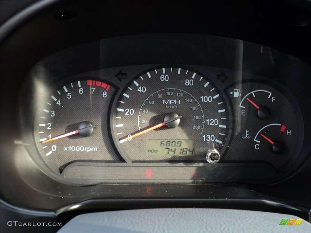 2005 Accent GLS Coupe - Silver Mist / Gray photo #28