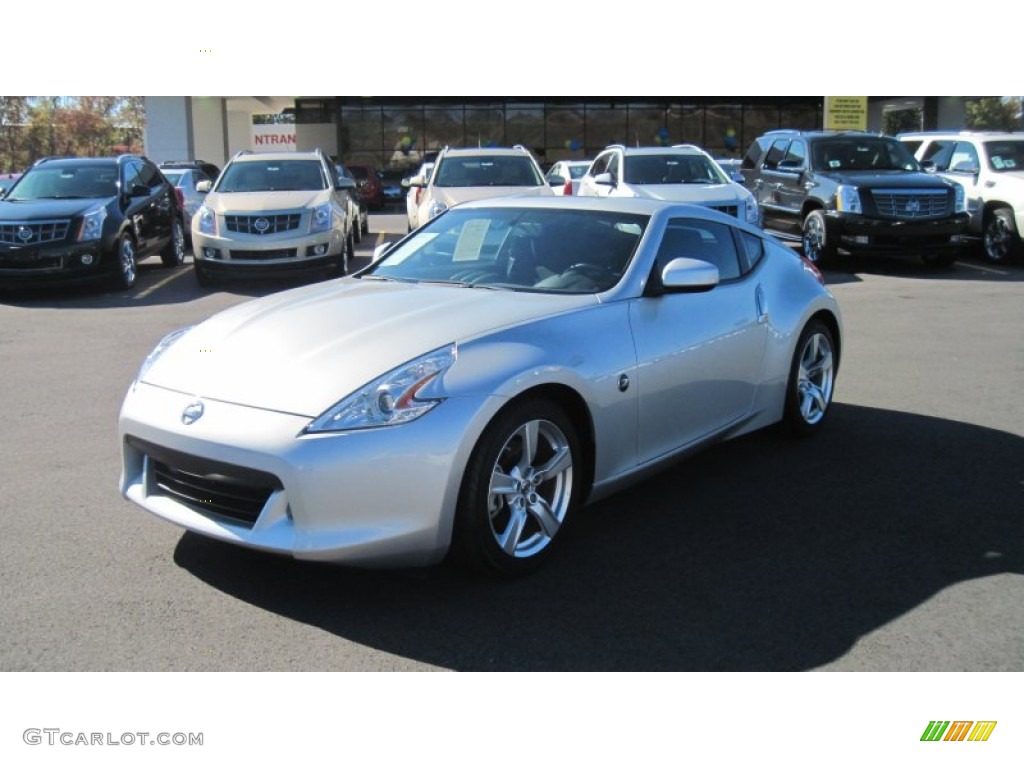 2010 370Z Coupe - Brilliant Silver / Black Cloth photo #1