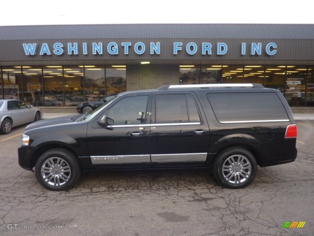 2010 Navigator L 4x4 - Tuxedo Black Metallic / Charcoal Black photo #1