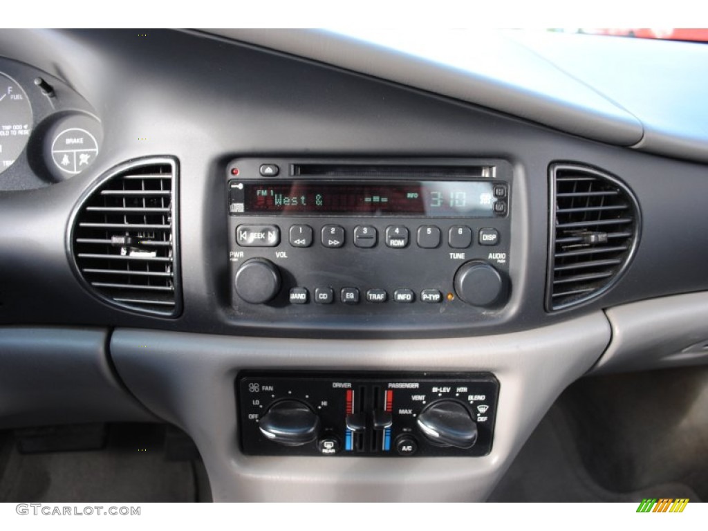 2004 Buick Regal LS Audio System Photo #55889020